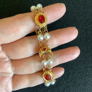 Vintage faux ruby & pearl bracelet.